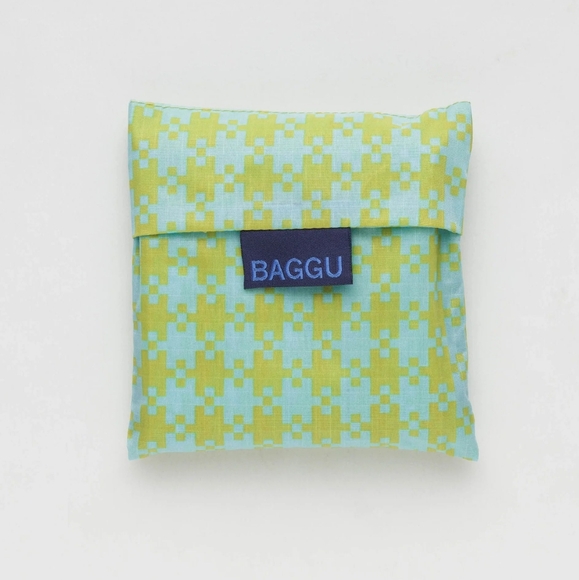 NWT BAGGU Standard Printed Reusable Tote Mint Pixel Gingham - Picture 4 of 5